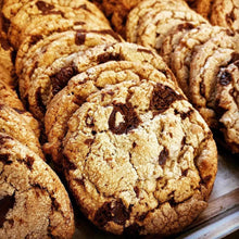 Load image into Gallery viewer, Wrap It Up Holiday Box "C"